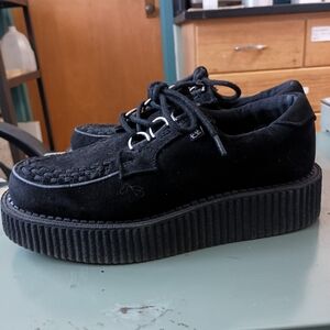 T.U.K / Black Anarchic Faux Suede Creeper Shoes / Size 7